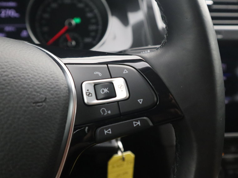 Vehicle Image 38