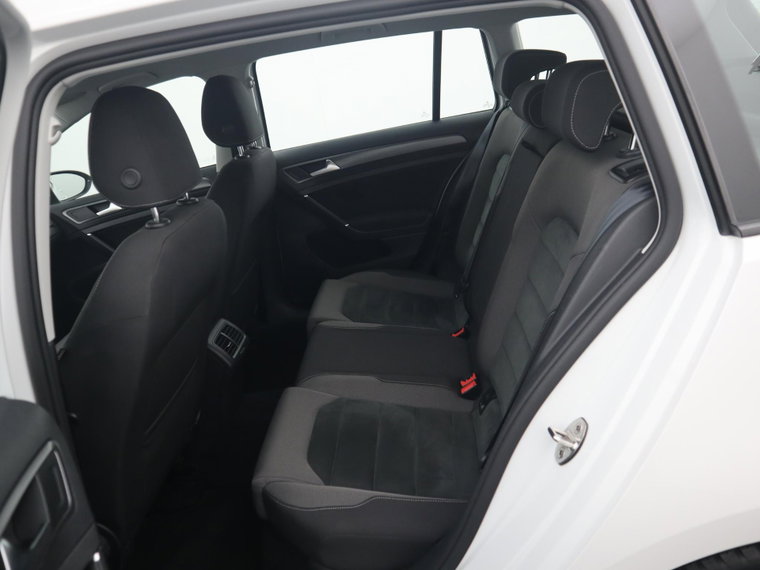Vehicle Image 40