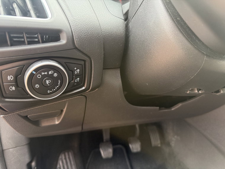Vehicle Image 33