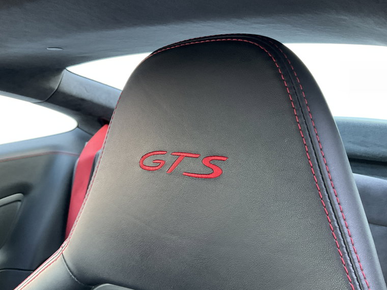 Vehicle Image 24