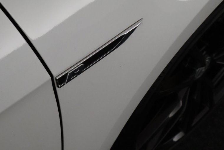 Vehicle Image 40