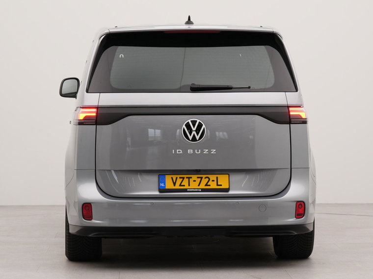 Vehicle Image 36