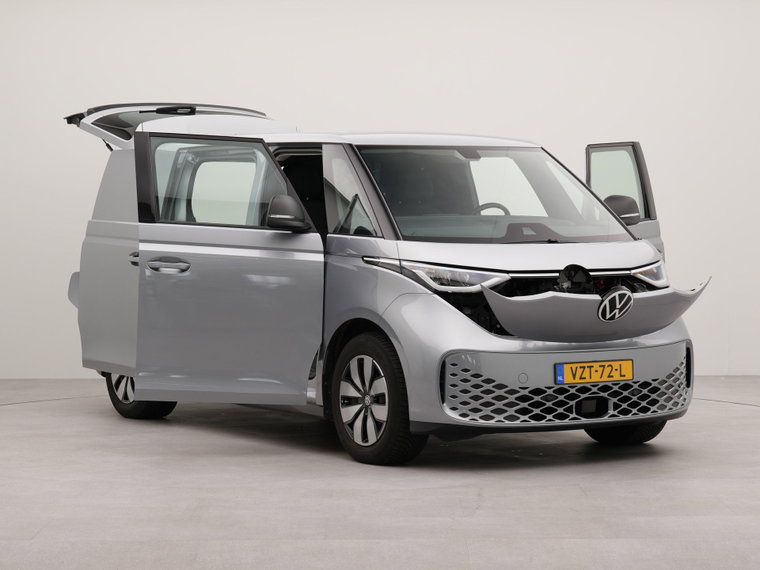 Vehicle Image 48