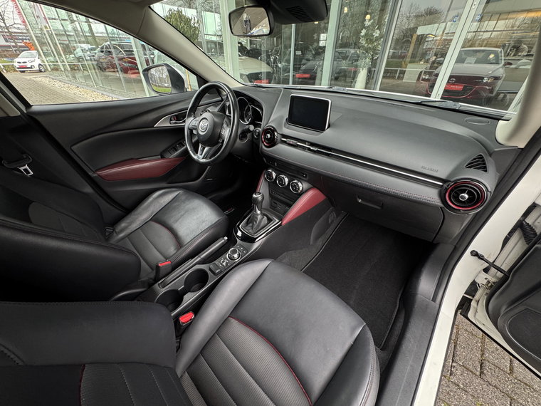 Vehicle Image 16