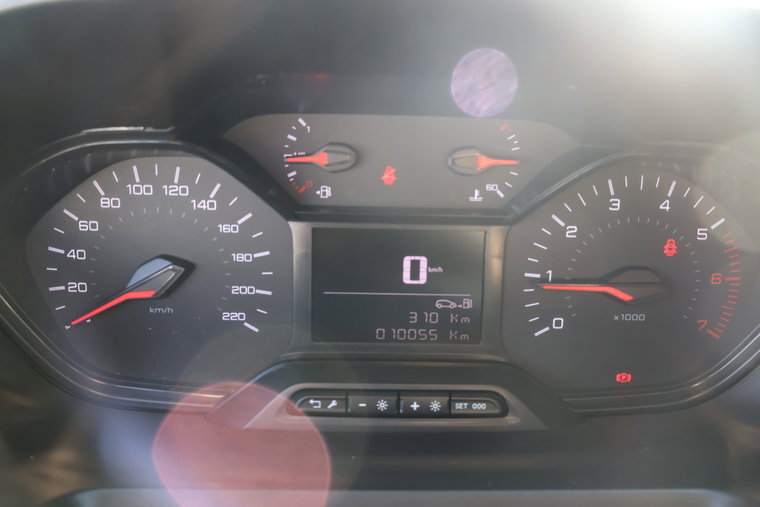Vehicle Image 17