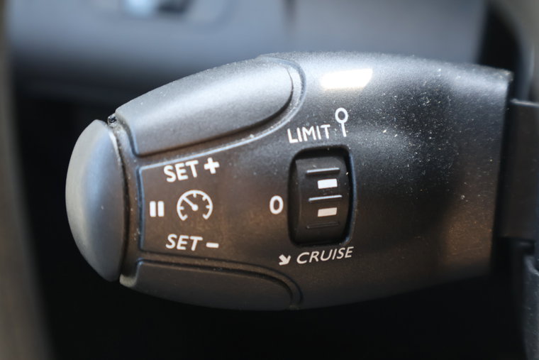 Vehicle Image 26