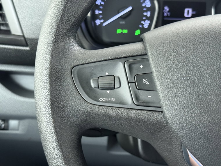 Vehicle Image 26