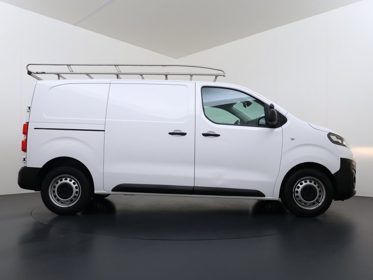 Vehicle Image 34