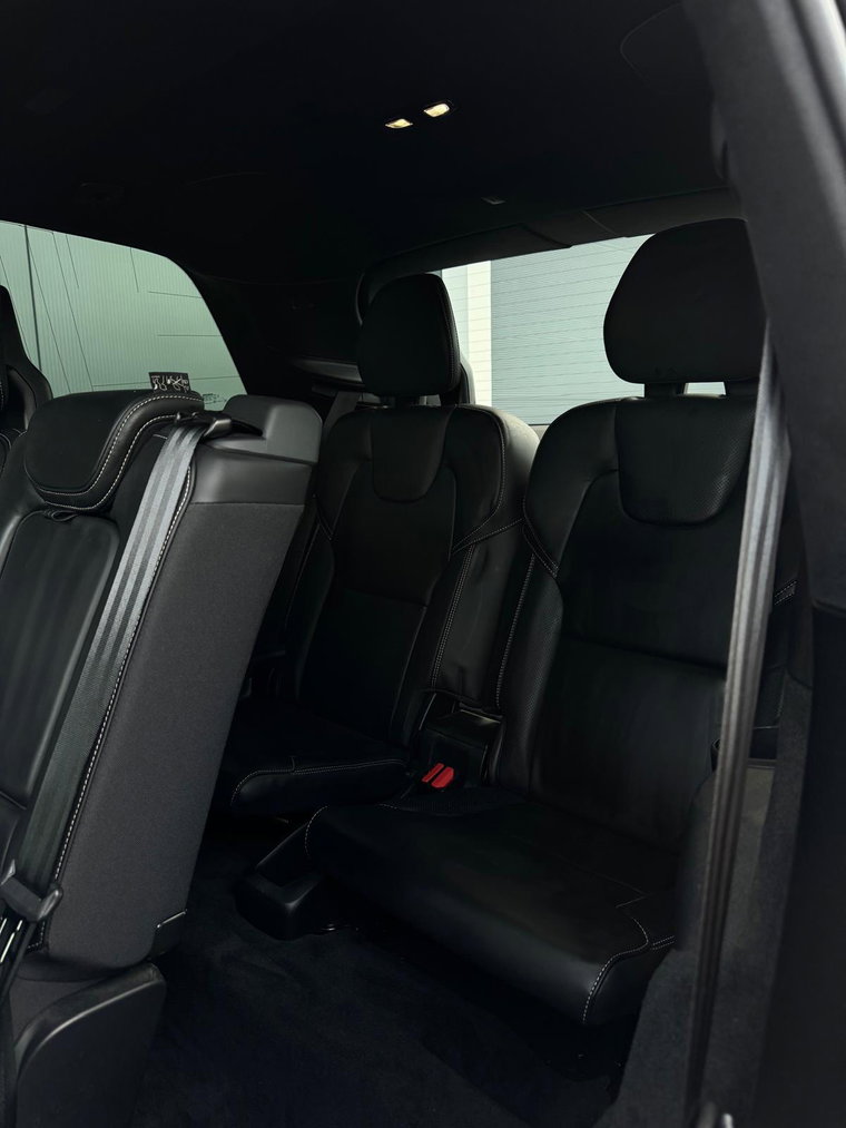 Vehicle Image 31