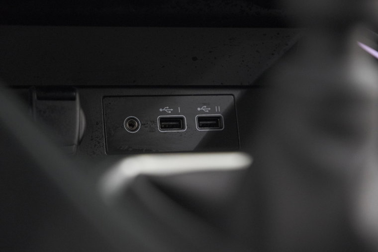 Vehicle Image 39