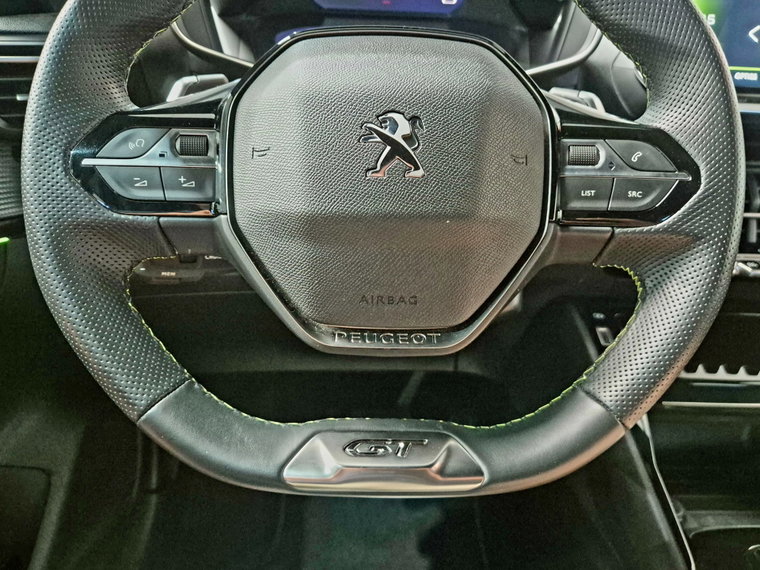 Vehicle Image 26