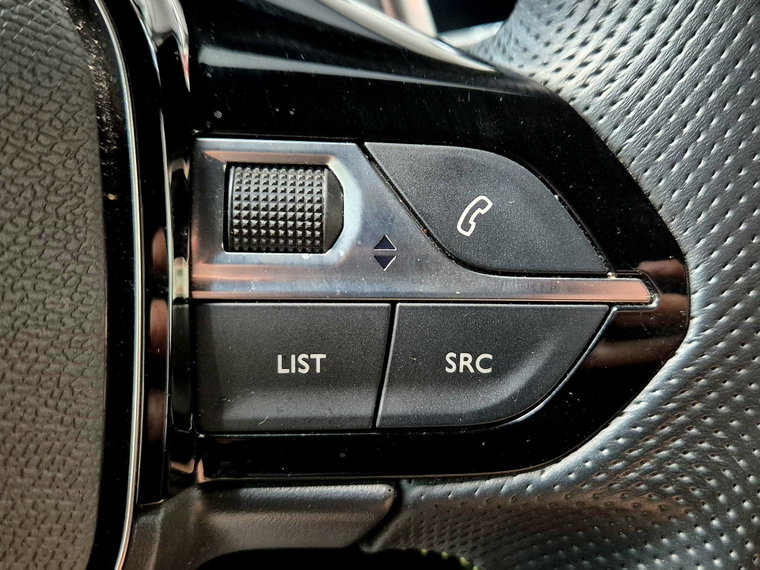 Vehicle Image 27