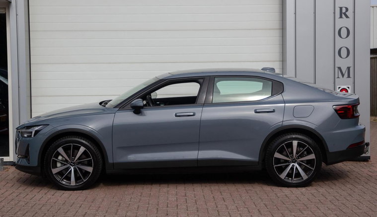 Vehicle Image 25