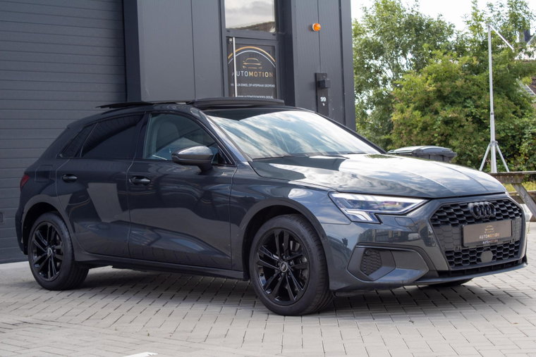 Vehicle Image 31