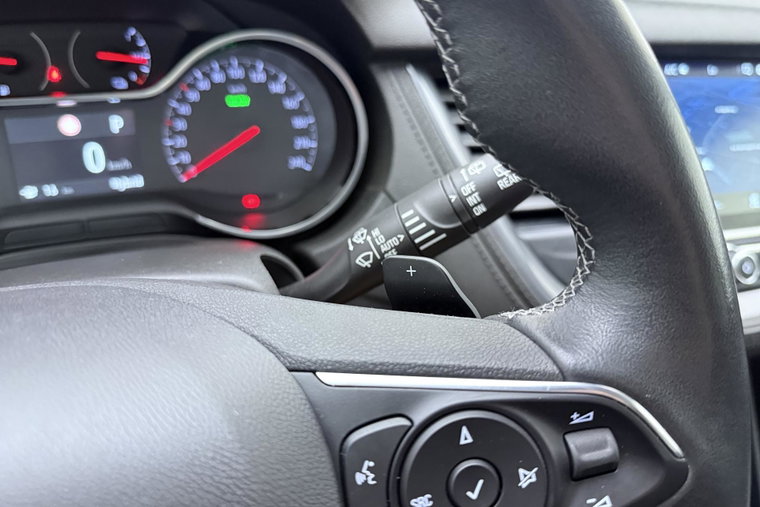 Vehicle Image 22