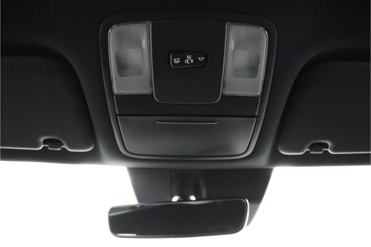 Vehicle Image 33