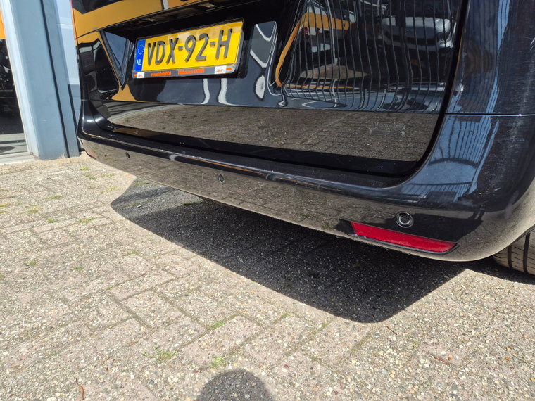 Vehicle Image 24