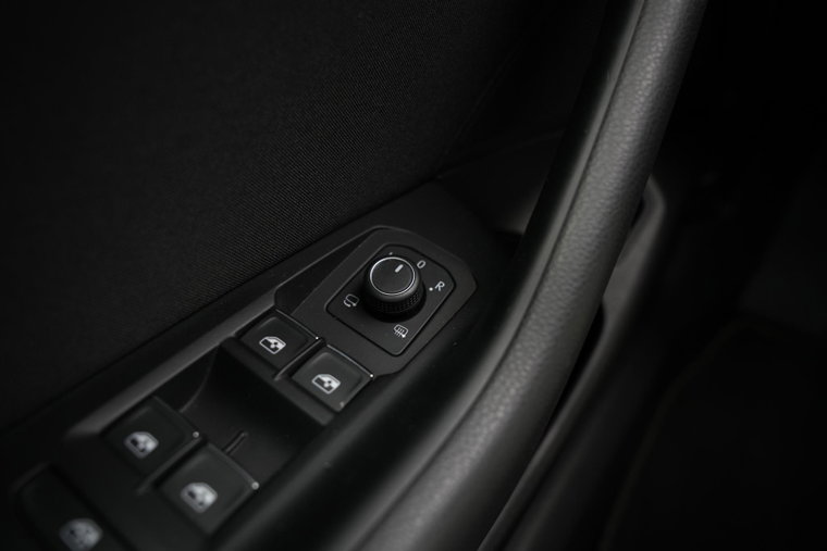 Vehicle Image 39