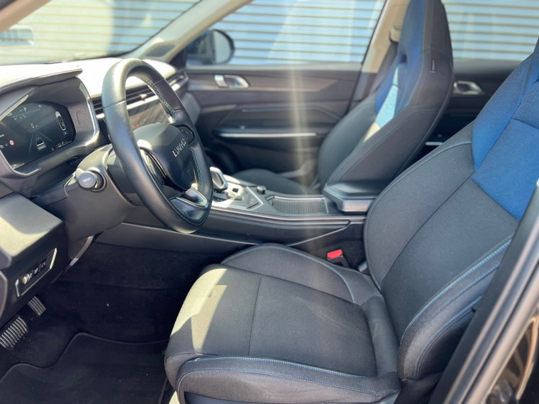 Vehicle Image 22