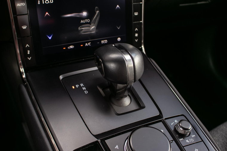Vehicle Image 24