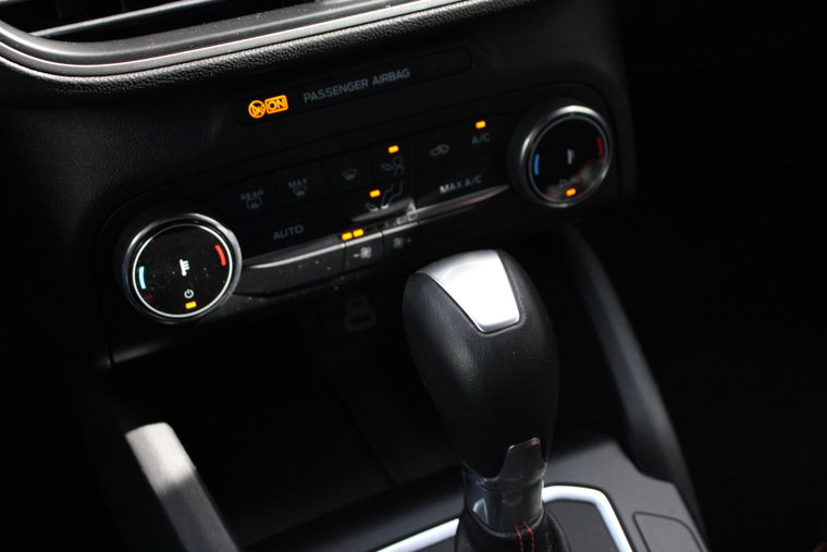 Vehicle Image 32