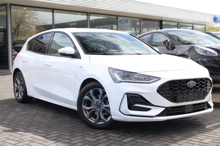 Vehicle Image 35