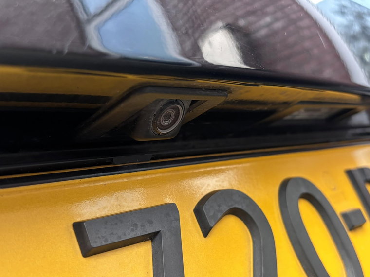 Vehicle Image 38