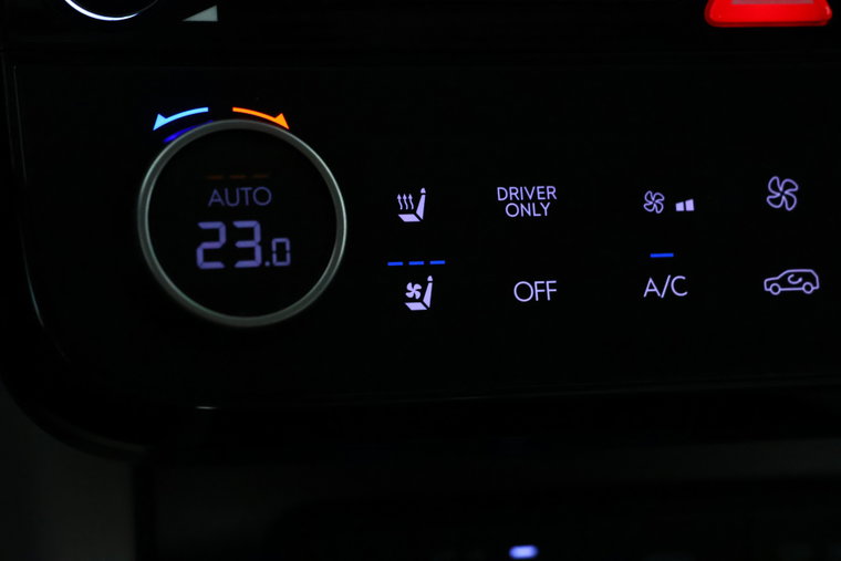 Vehicle Image 32