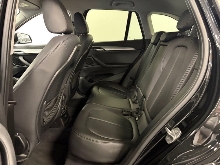 Vehicle Image 39