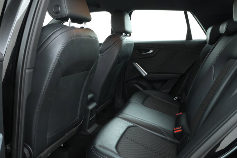 Vehicle Image 35