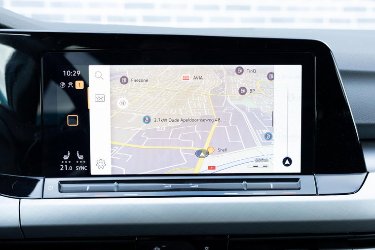 Vehicle Image 9
