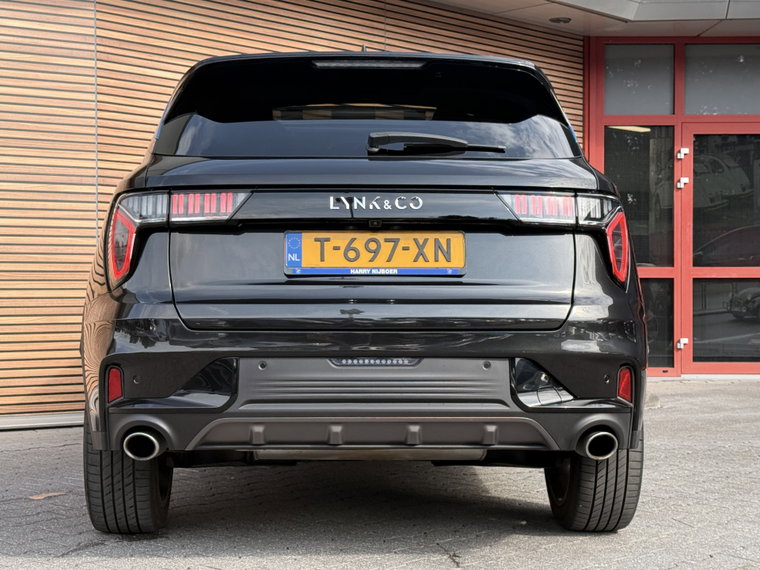 Vehicle Image 16