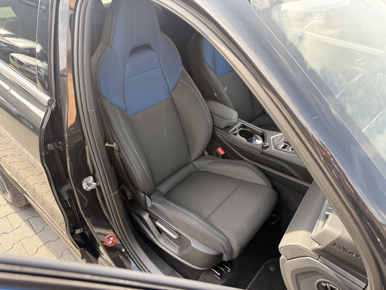 Vehicle Image 41