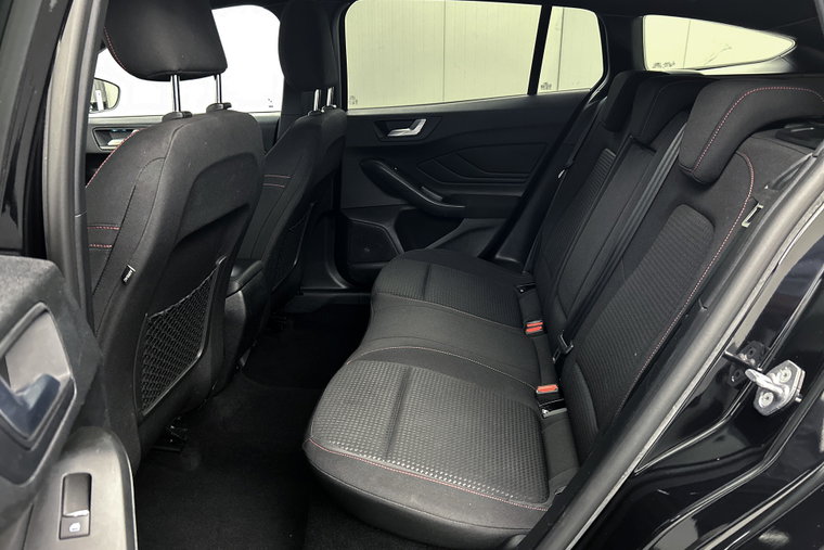 Vehicle Image 28