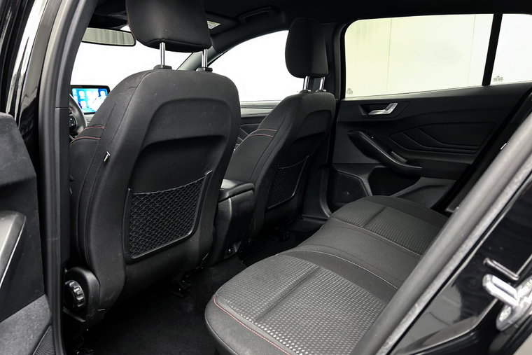 Vehicle Image 48