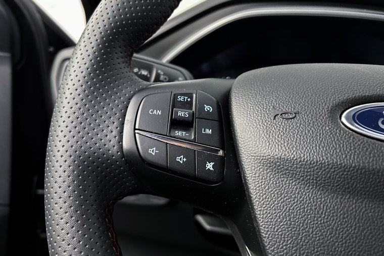 Vehicle Image 52