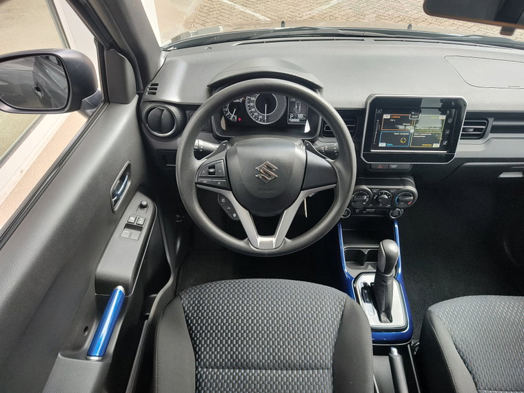Vehicle Image 12