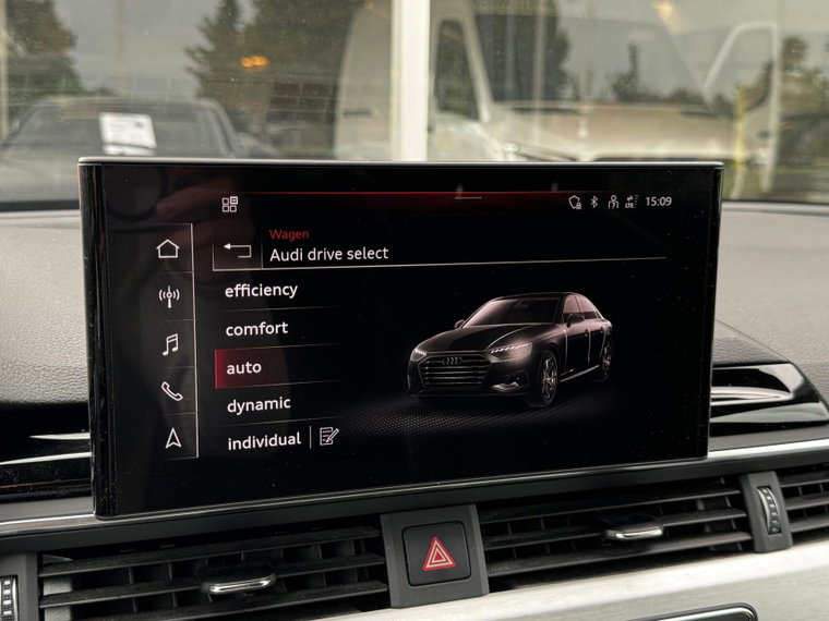 Vehicle Image 35