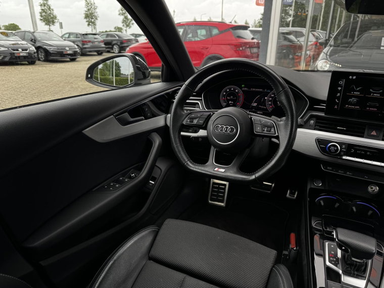 Vehicle Image 40