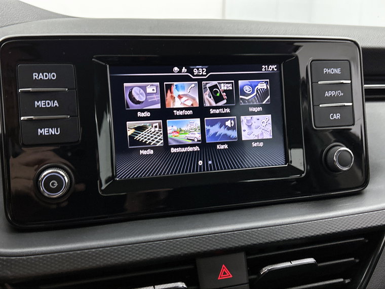 Vehicle Image 35