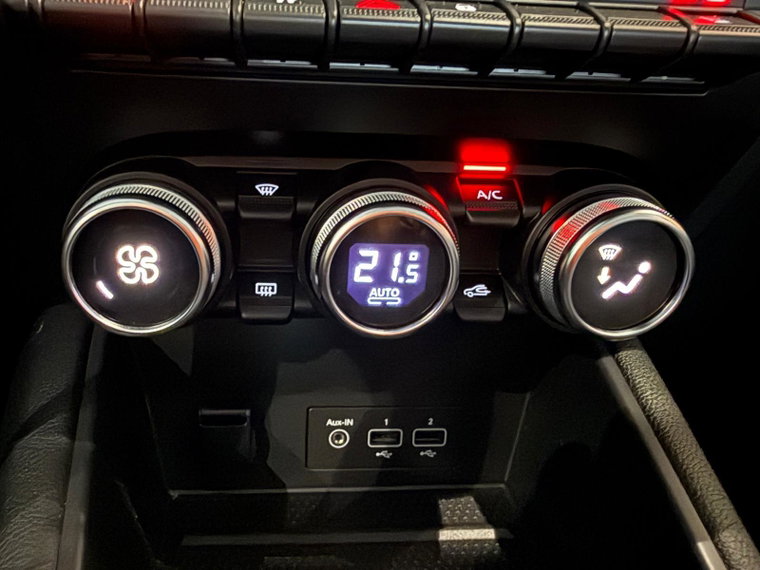 Vehicle Image 28