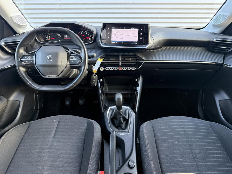 Vehicle Image 21