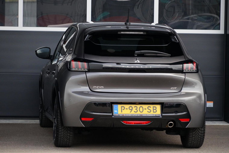 Vehicle Image 36