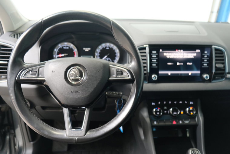 Vehicle Image 15