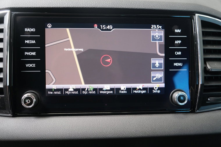 Vehicle Image 17