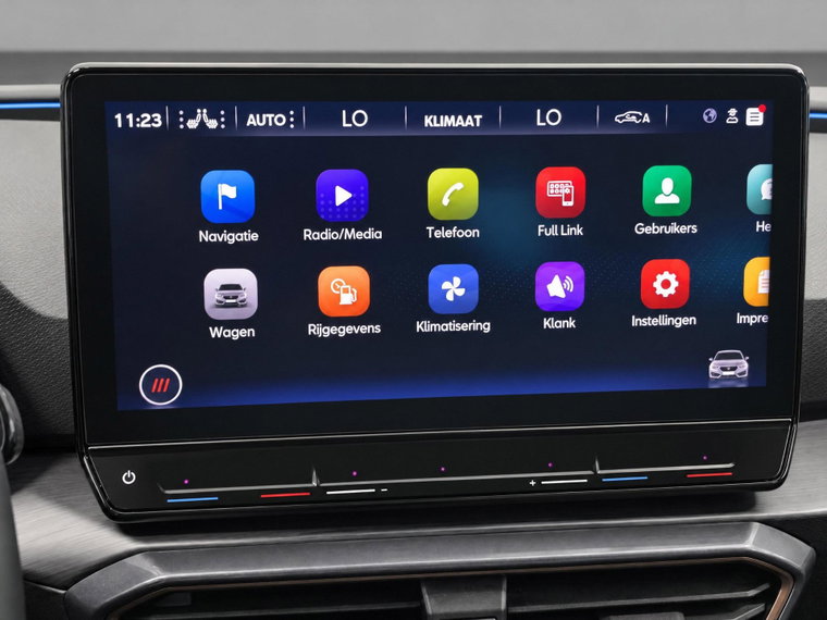 Vehicle Image 11