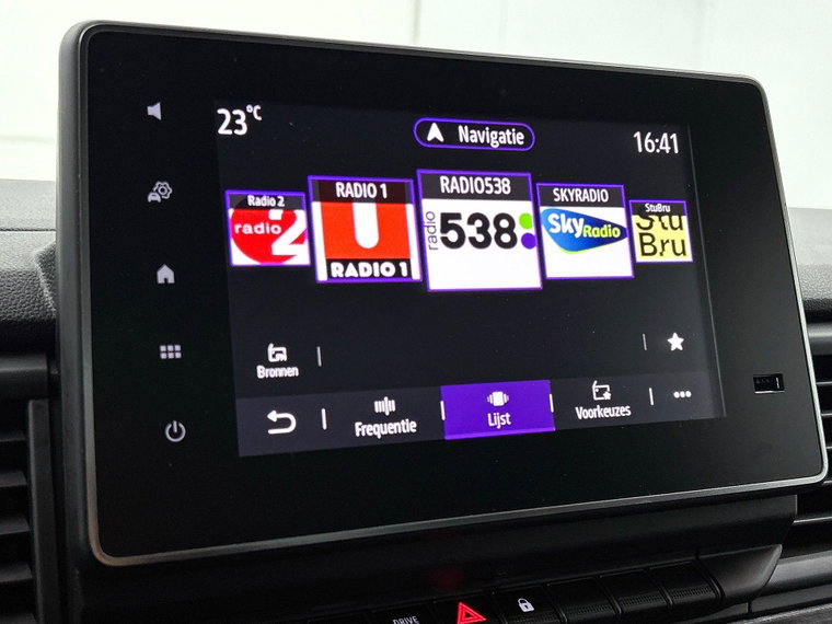 Vehicle Image 7