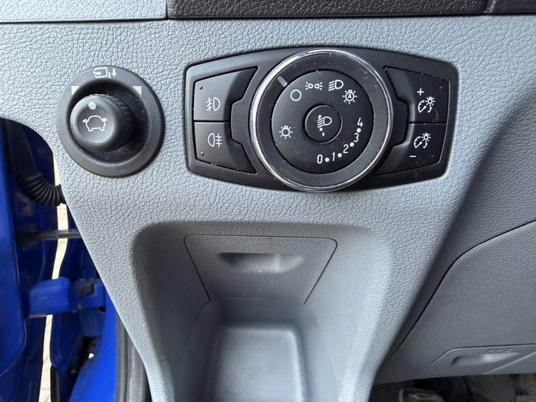 Vehicle Image 60