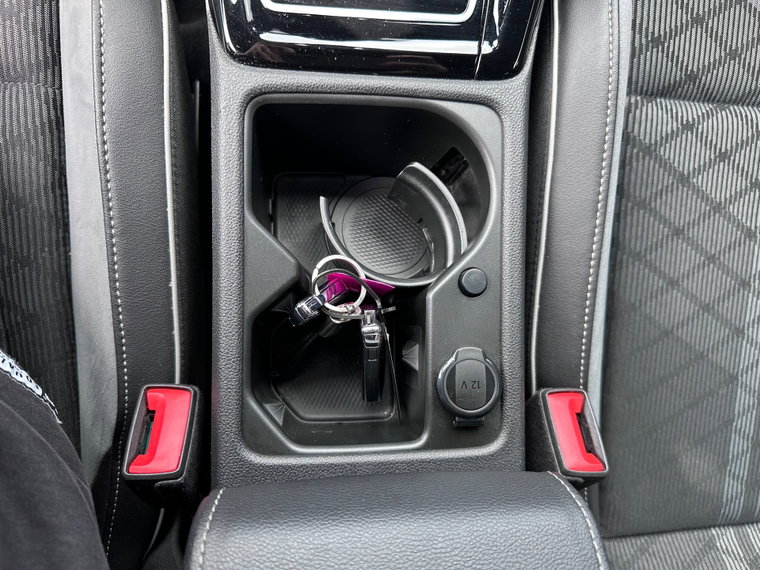 Vehicle Image 33
