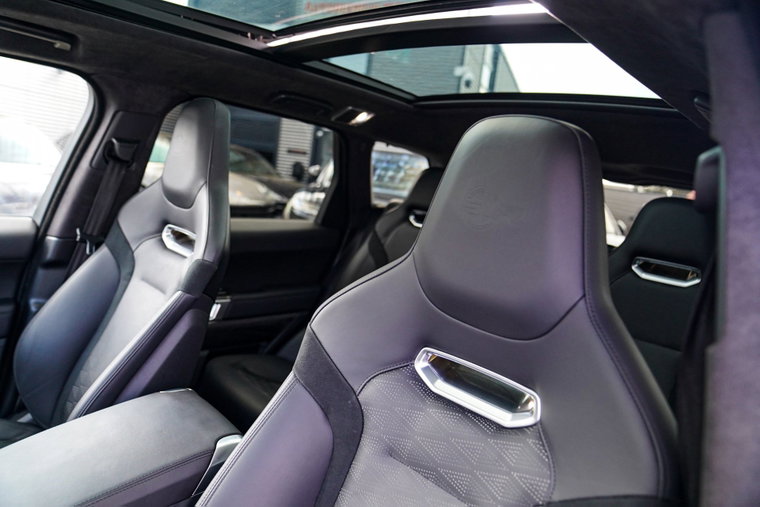 Vehicle Image 37